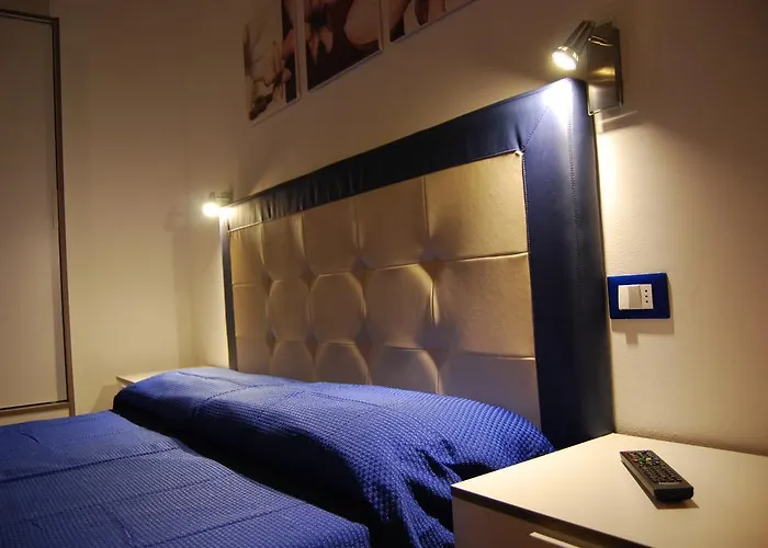 Corneliani Σιρμιόνε